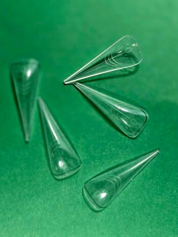 Viršutinės formelės Stiletto oval AMO197
